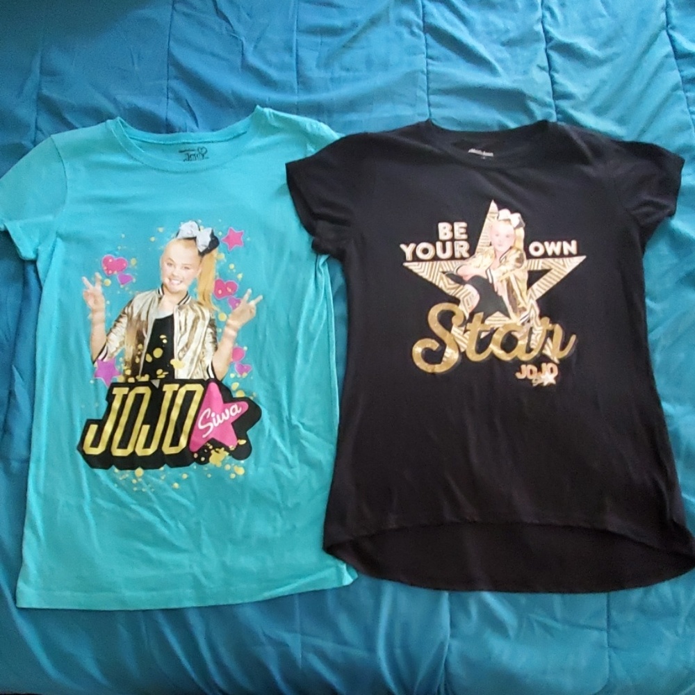 2 JoJo Siwa t-shirts
